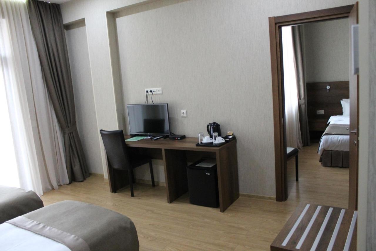Hotel Metekhi Line 트빌리시 외부 사진