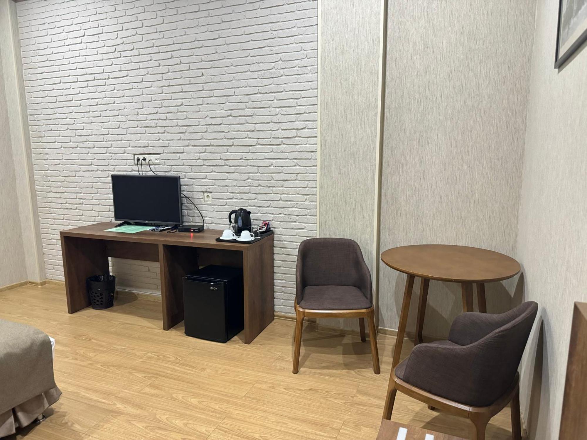 Hotel Metekhi Line 트빌리시 외부 사진