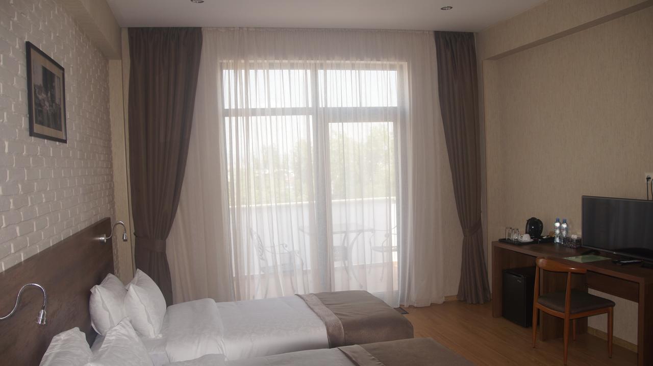 Hotel Metekhi Line 트빌리시 외부 사진